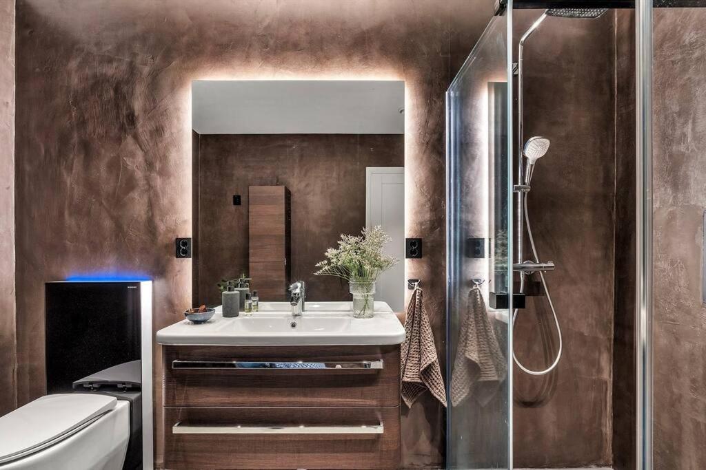 High-end Sentralt I Apartment *